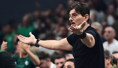 Έξαλλος ο Δ.Γιαννακόπουλος: Πήγε στο T-Center και τα έκανε «Γης Μαδιάμ» – Τι ζήτησε από τους παίκτες