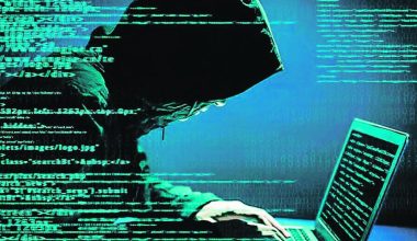 Ταλ Ντίλιαν: «Εμείς πουλήσαμε το Predator στην ελληνική κυβέρνηση και αυτή το λειτούργησε»
