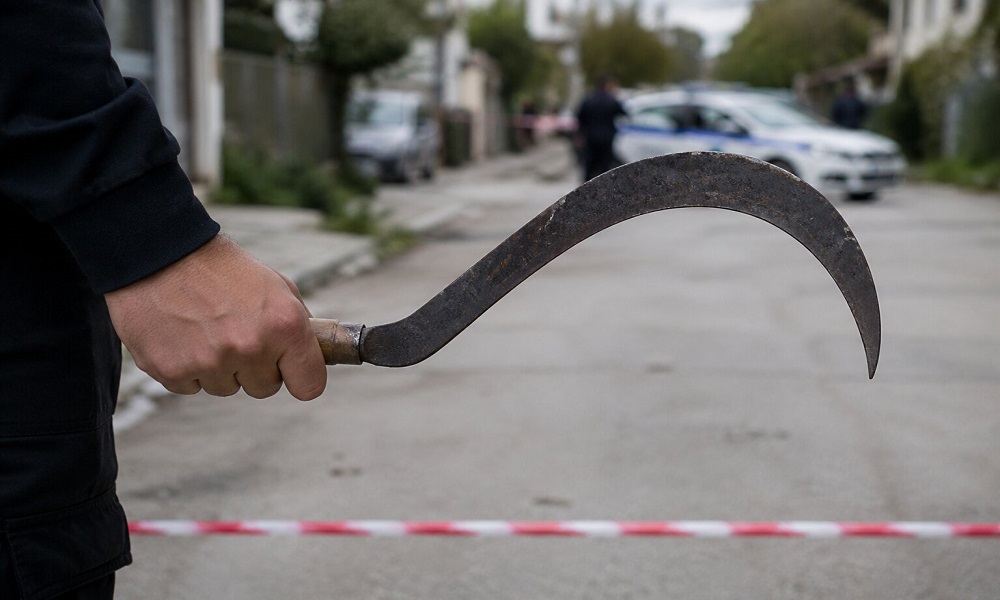 Αναστάτωση στην Πάτρα: Ανήλικος ενεπλάκη σε επεισόδιο κρατώντας δρεπάνι