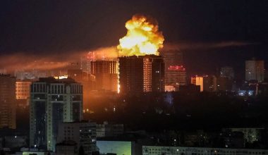 Δείτε βίντεο: Εκκωφαντική η έκρηξη του βαλλιστικού πυραύλου Iskander-M στο κέντρο του Κιέβου