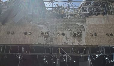 Βίντεο: Το Ιράν διέλυσε το διεθνές αεροδρόμιο του Κουβέιτ στον πρωινό βομβαρδισμό – Εικόνες «Αποκάλυψης»