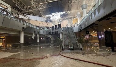 Βίντεο: Το Ιράν διέλυσε το διεθνές αεροδρόμιο του Κουβέιτ στον πρωινό βομβαρδισμό – Εικόνες «Αποκάλυψης»