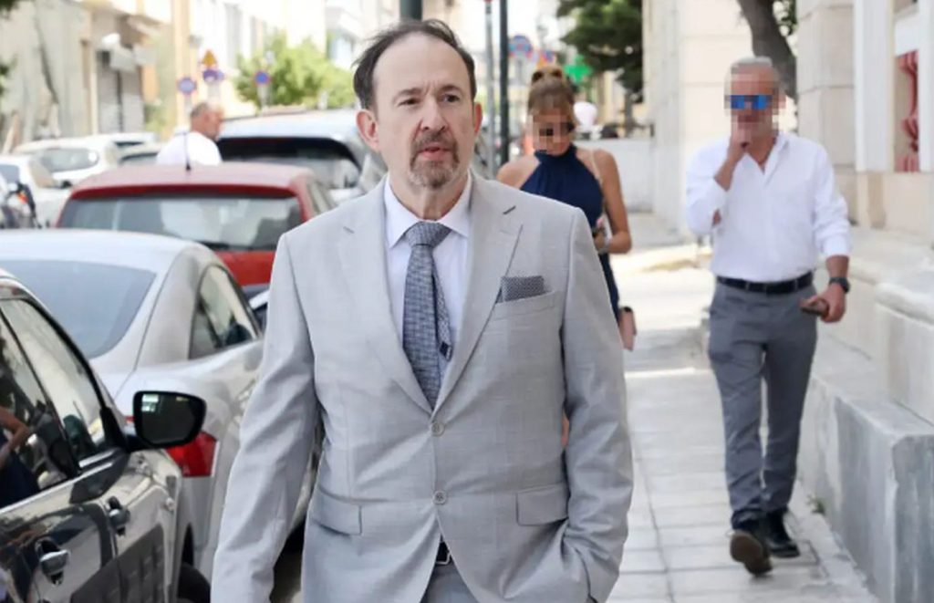 Πήρε εξιτήριο από το «Ασκληπιείο» της Βούλας ο Γ.Παπαμιχαήλ: «Οι εξετάσεις απέδειξαν σημαντική βελτίωση»