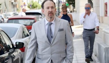 Πήρε εξιτήριο από το «Ασκληπιείο» της Βούλας ο Γ.Παπαμιχαήλ: «Οι εξετάσεις απέδειξαν σημαντική βελτίωση»