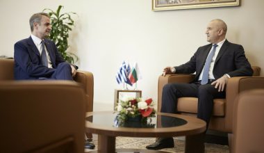 Συνάντηση Κ.Μητσοτάκη με τον Ρ.Ράντεφ στη Σόφια: Στο επίκεντρο η ελληνοβουλγαρική συνεργασία και η ευρωπαϊκή άμυνα