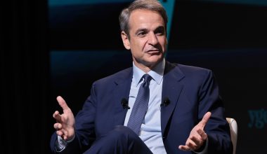 Κ.Μητσοτάκης για την εθελοντική στράτευση γυναικών: «Η στρατιωτική θητεία είναι πλέον υπόθεση και των δύο φύλων»