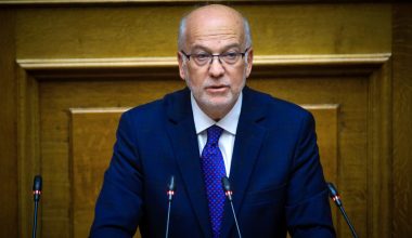 Στη Βουλή διαβιβάστηκε δικογραφία σε βάρος του Γ.Φλωρίδη μετά από μήνυση της Ζ.Κωνσταντοπούλου