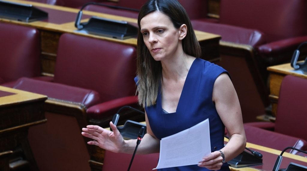 Υπέβαλε επισήμως την παραίτησή της από το βουλευτικό αξίωμα η Έφη Αχτσιόγλου
