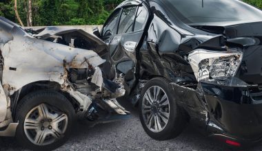 Τροχαίο ατύχημα στη Χαλκιδική: Συγκρούστηκαν τρία οχήματα στη διασταύρωση Πλανών – Τραυματίστηκαν ανήλικοι