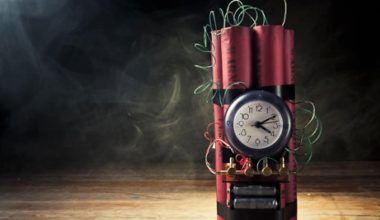 Βίντεο: Μουσουλμάνος πέταξε σακούλα στο μετρό της Νέας Υόρκης φωνάζοντας «Αλλάχου Άκμπαρ» – Τρέχαν όλοι να σωθούν