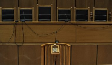 Στη φυλακή και όχι στο φρενοκομείο του Βόλου ο 53χρονος που προσπάθησε να βγάλει τα μάτια του αδερφού του