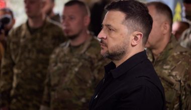 Β.Ζελένσκι: Ο Ουκρανός πρόεδρος επιβεβαίωσε καίρια πλήγματα σε ρωσικά πολεμικά πλοία