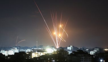 IDF: «Αναχαιτίστηκαν όλοι οι ιρανικοί πύραυλοι του πρώτου κύματος» – Συνεχίζεται η επίθεση με νέες εκτοξεύσεις