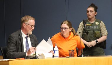 ΗΠΑ: Συνελήφθη 35χρονη καθηγήτρια για αιμομιξία – Είχε ερωτική επαφή με δύο υιοθετημένα έφηβα αγόρια