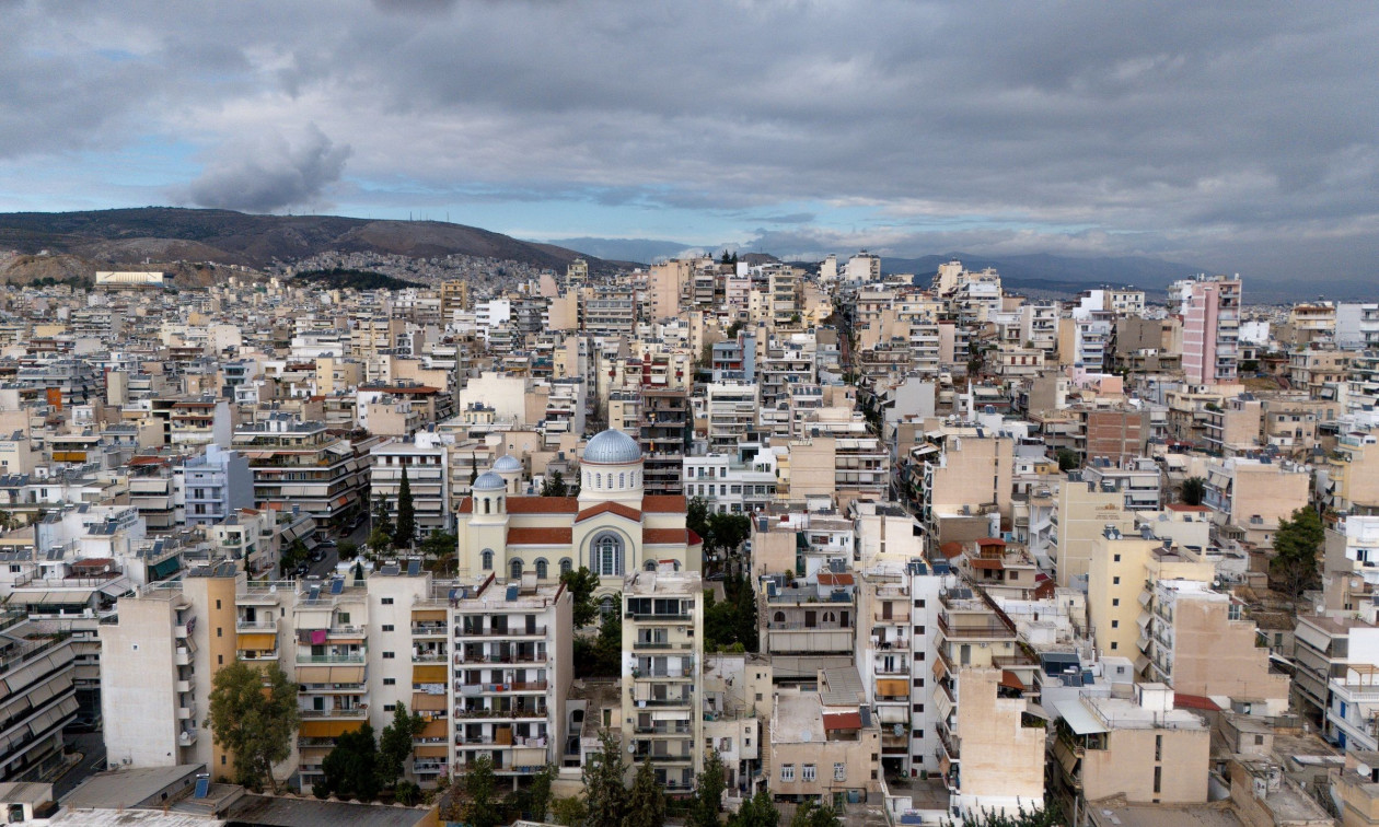 «Ανακαινίζω»: Ποιες οι προϋποθέσεις και τα ποσά επιδότησης – Πότε ανοίγει η πλατφόρμα