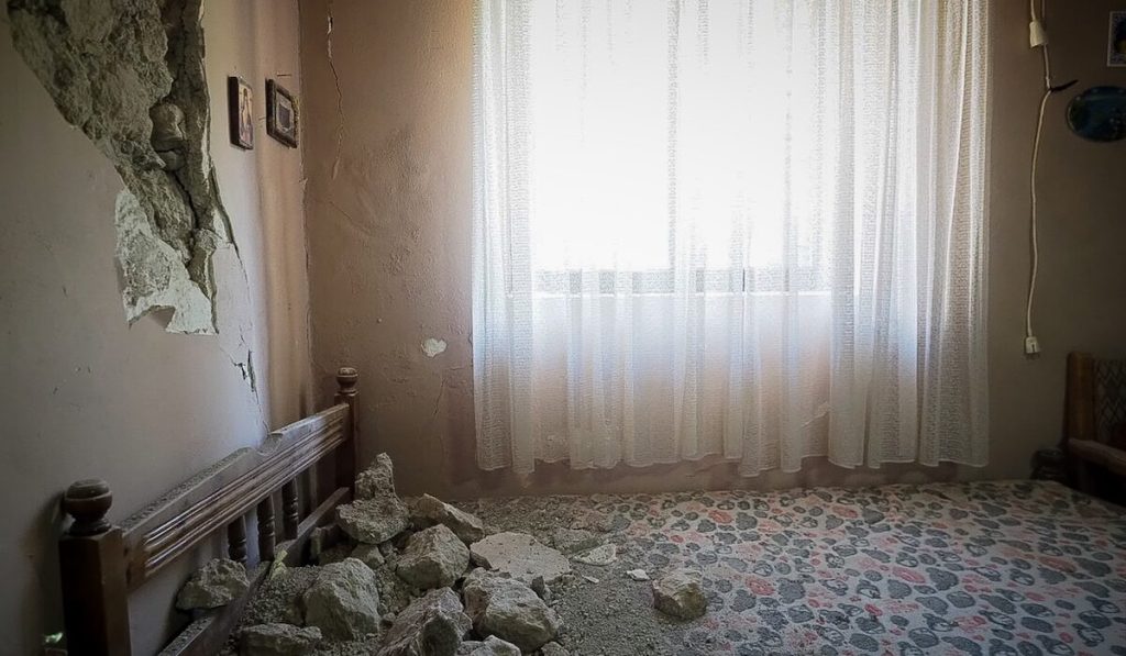 Σεισμοί στην Εύβοια: Τουλάχιστον 15 κατοικίες κρίθηκαν ακατάλληλες μετά τoυς ελέγχους