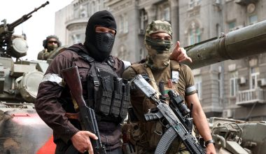 Μαχητές από την Γιακουτία των ρωσικών δυνάμεων αιχμαλωτίζουν Ουκρανούς κι εκείνοι λένε «ευχαριστώ» – Δείτε βίντεο