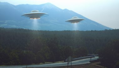 Πρώην πράκτορας της CIA αποκάλυψε πού βρίσκονται «κρυμμένες» τέσσερις εξωγήινες βάσεις