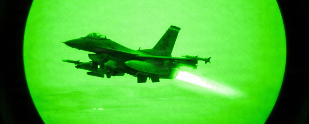 CENTCOM: «Ολοκληρώθηκαν τα πλήγματα των ΗΠΑ κατά ιρανικών στόχων μετά την κατάρριψη του αμερικανικού Apache»