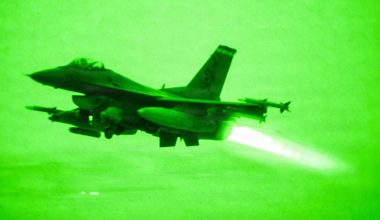 CENTCOM: «Ολοκληρώθηκαν τα πλήγματα των ΗΠΑ κατά ιρανικών στόχων μετά την κατάρριψη του αμερικανικού Apache»