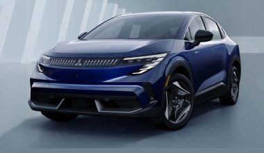 Το Mitsubishi Eclipse επιστρέφει και φαίνεται τόσο, μα τόσο οικείο