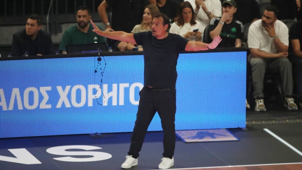 Ο αθλητικός δικαστής απάλλαξε τον Ε.Αταμάν από το παράπτωμα της «μη ευπρεπούς ενδυμασίας» στον τρίτο τελικό της GBL