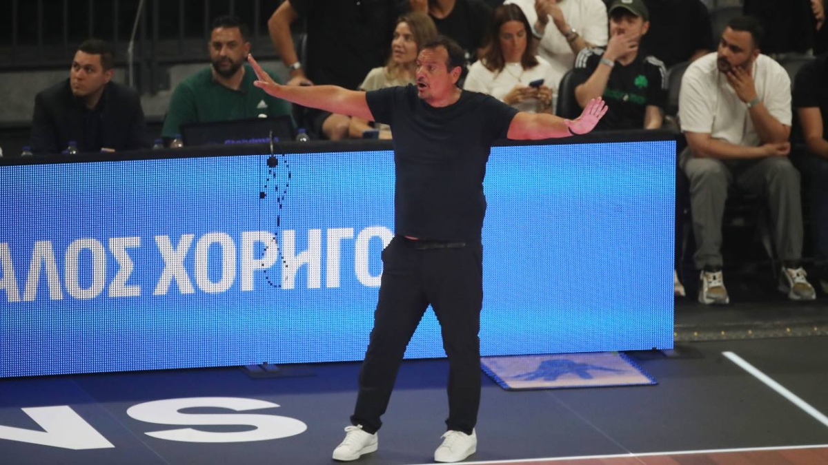 Ο αθλητικός δικαστής απάλλαξε τον Ε.Αταμάν από το παράπτωμα της «μη ευπρεπούς ενδυμασίας» στον τρίτο τελικό της GBL