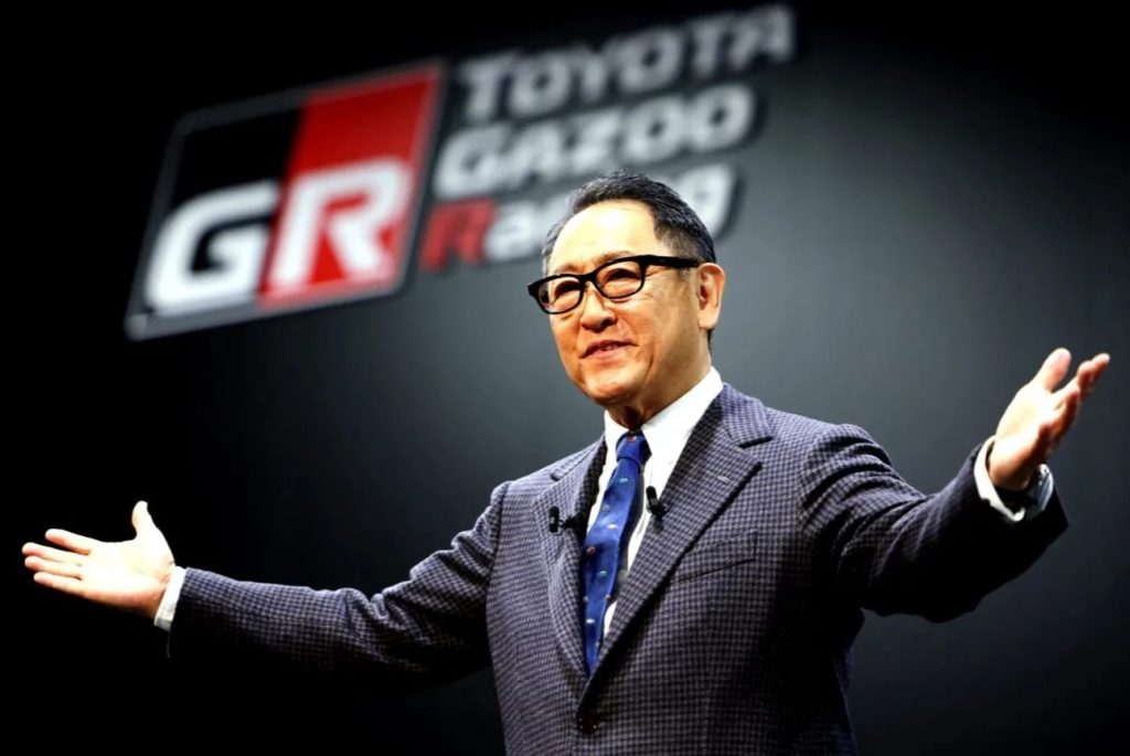 Akio Toyoda: μόνος μου κρατάω ζωντανά τα θερμικά μοτέρ