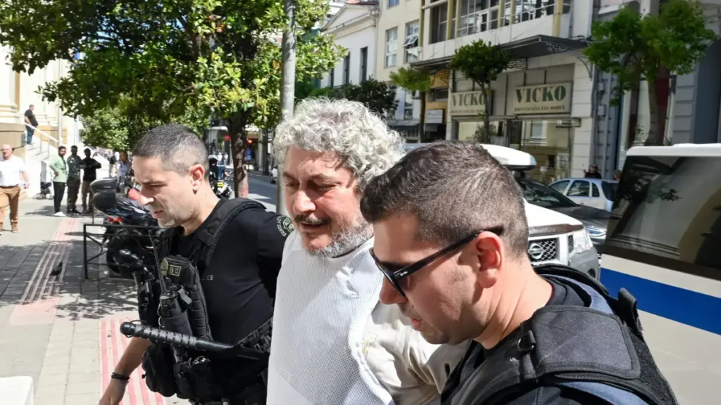 Αίγιο: Ποινές φυλάκισης στον Τ.Δαλαμάγκα, την σύντροφό του και τον πατέρα του