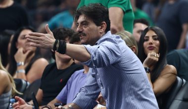Δημήτρης Γιαννακόπουλος: «Δίνω 5.000 ευρώ σε όποιον μου φέρει αυτόν που με είπε πρεζ@κια»