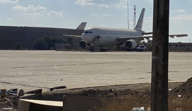 Κουβέιτ: Mεγάλες ζημιές στο διεθνές αεροδρόμιο μετά τα ιρανικά πυραυλικά πλήγματα – Καταστράφηκε ραντάρ