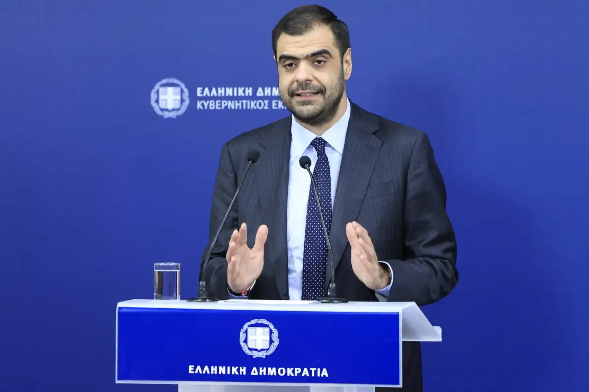 Π.Μαρινάκης για Κ.Μητσοτάκη: «Αυτονόητος ο σεβασμός σε Α.Σαμαρά και Κ.Καραμανλή»