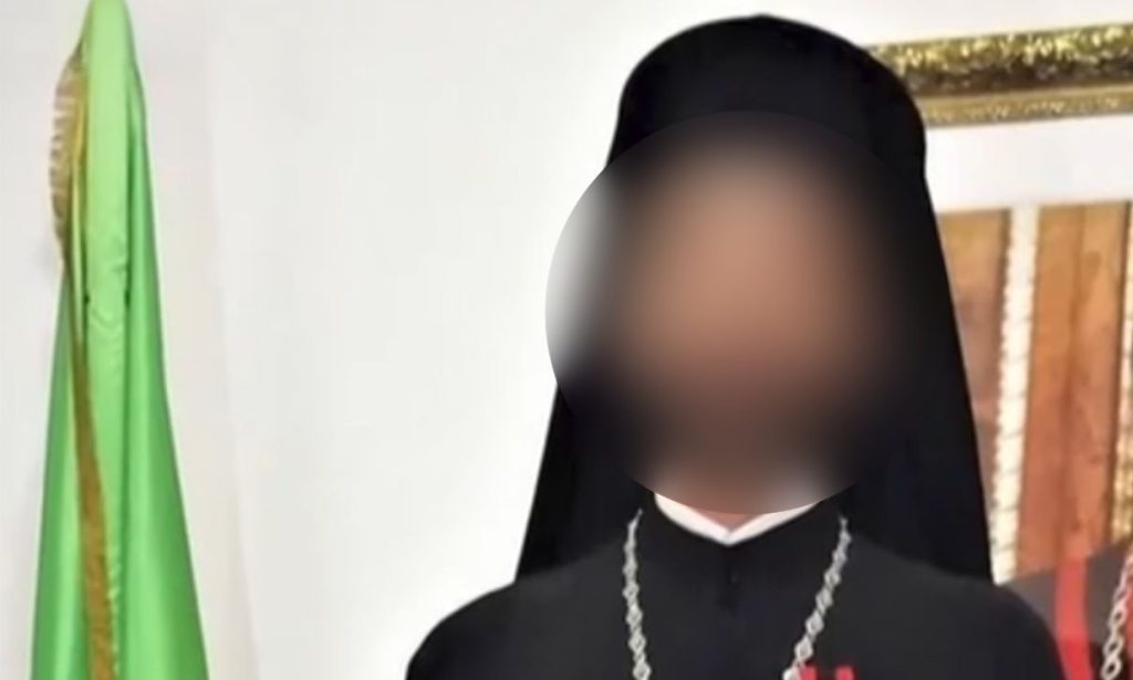 Πετράλωνα: Συνελήφθη Μητροπολίτης που επιδείκνυε τα γεννητικά του όργανα σε περαστικούς!