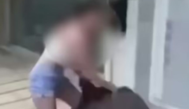 Ξυλοδαρμός γυναίκας στην Πάτρα από δύο ανήλικα κορίτσια: Η ΕΛΑΣ αναζητά και την τρίτη της παρέας