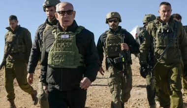 Με εντολή Μ.Νετανιάχου κλιμακώνονται τα πλήγματα σε όλο τον νότιο Λίβανο