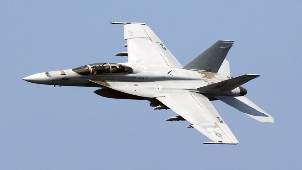 ΗΠΑ: Συνετρίβη μαχητικό F/A-18 των Πεζοναυτών σε εκπαιδευτική πτήση στην Ουάσιγκτον (βίντεο)