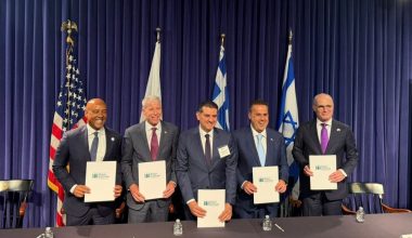 Τουρκικά ΜΜΕ για τη συμφωνία EMEC: «Οι Έλληνες χρειάζονται ένα οθωμανικό χαστούκι»