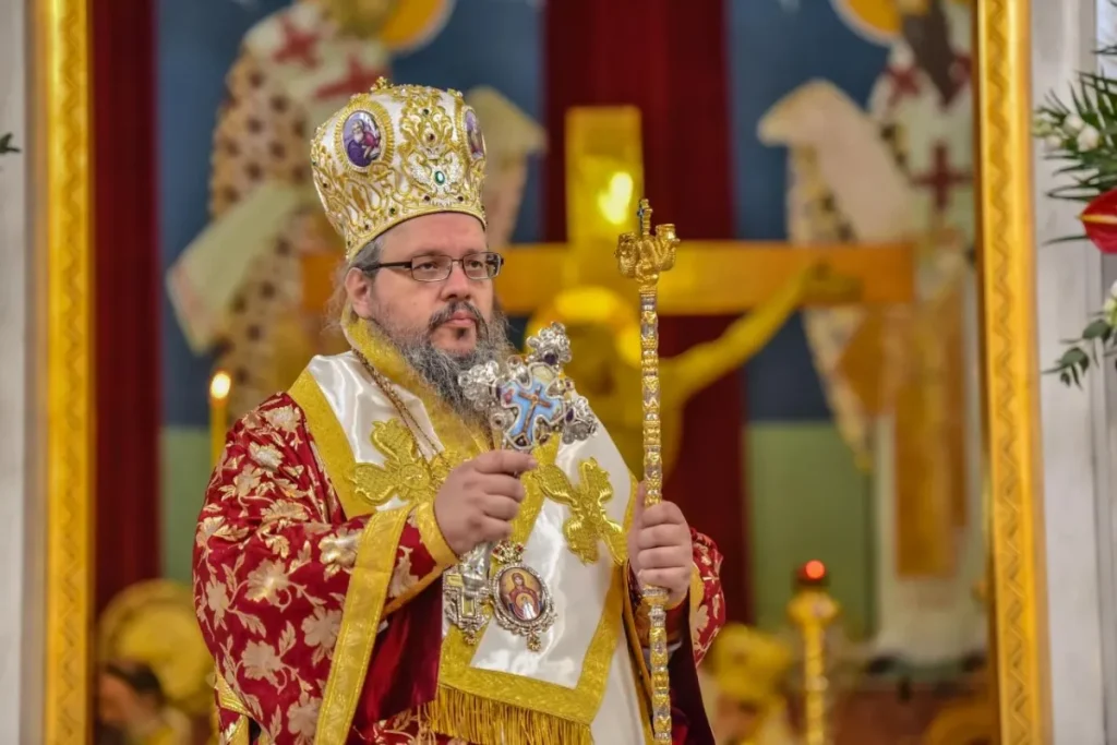Μητροπολίτης Λαρίσης Ιερώνυμος για τις αποδοχές: «Διαδικτυακά παπαγαλάκια οι δικές μου τσέπες είναι τρύπιες!»