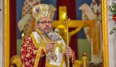 Μητροπολίτης Λαρίσης Ιερώνυμος για τις αποδοχές: «Διαδικτυακά παπαγαλάκια οι δικές μου τσέπες είναι τρύπιες!»