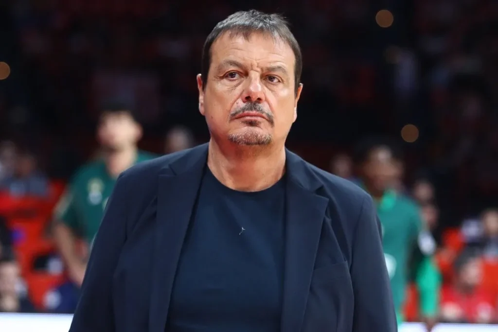 Αυτός είναι ο αστέρας του Παναθηναϊκού με τον οποίο συζήτησε ο Ε.Αταμάν – «Κανείς δεν σε κρατά αν δεν το θες»