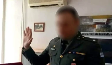 Έντονες αντιδράσεις προκάλεσε φωτογραφία με στέλεχος των Ενόπλων Δυνάμεων να ορκίζεται στο δωδεκάθεο!