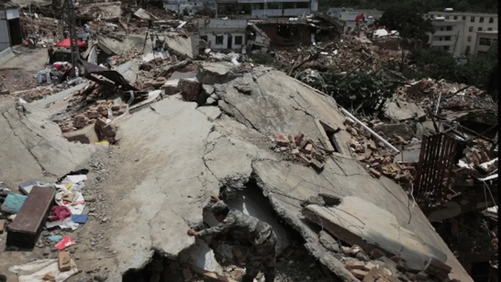 Ισχυρός σεισμός 6,3 Ρίχτερ στην Κίνα – Ένας νεκρός και τέσσερις τραυματίες