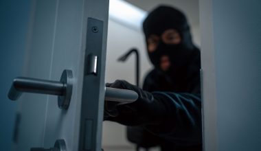 49χρονος στα Ν.Π. είχε κάνει «επάγγελμα» τις διαρρήξεις: Συνελήφθη μετά από δεύτερη διάρρηξη στο ίδιο κατάστημα