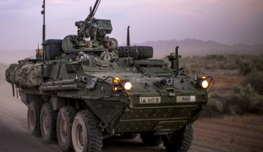 Δείτε βίντεο: Έμφορτο αμερικανικό Styker των Ουκρανών έγινε «στάχτη και αποκαΐδια» στο Ποκρόβσκ