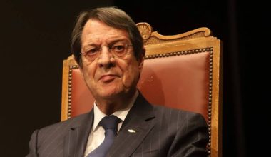 Για 7 κακουργήματα ελέγχεται ο πρώην πρόεδρος της Κύπρου Νίκος Αναστασιάδης!