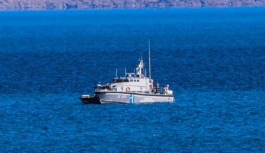 Καλοί Λιμένες: Έκτακτη επιχείρηση  μεταφοράς; μεταναστών από το λιμενικό