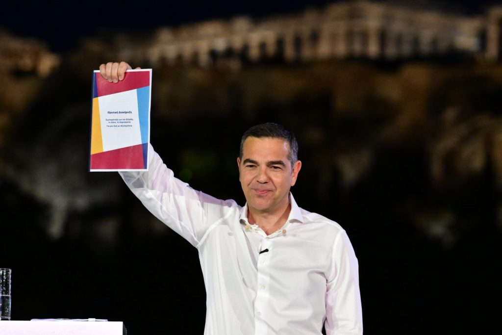 Εκπρόσωπος της ΕΛΑΣ: «Oι πλουσιότεροι να φορολογηθούν για να βοηθήσουν να ελαφρυνθεί το βάρος»