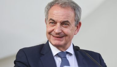 Ισπανία: Κατηγορίες και στις δύο κόρες του πρώην πρωθυπουργού Χοσέ Λουίς Θαπατέρο