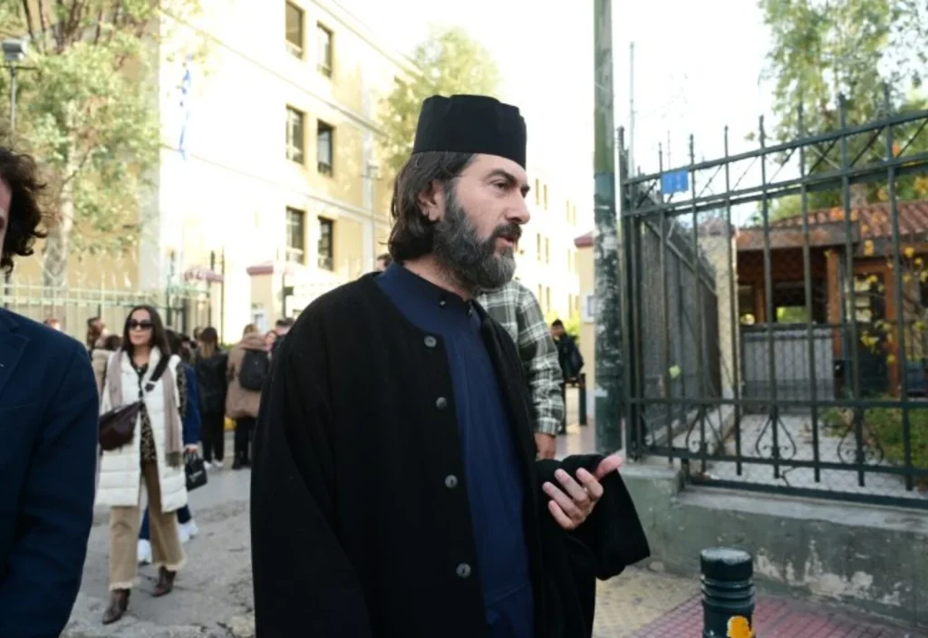 «Κιβωτός του Κόσμου»: Σε δίκη παραπέμπονται ο πατέρας Αντώνιος και πρεσβυτέρα για «βαριά οικονομικά αδικήματα»