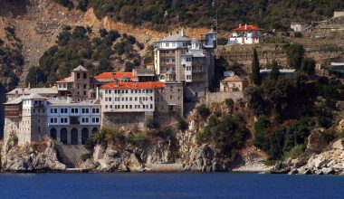 Άγιο Όρος: Μαρτυρίες, θρύλοι και γεγονότα που εξακολουθούν να προκαλούν δέος